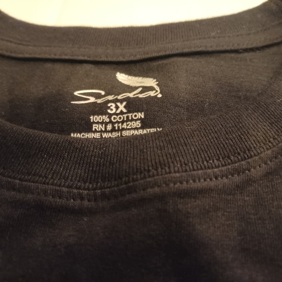 Tshirt size 3x black - Picture 2 of 2